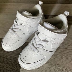 Nike • Court Borough (10c)